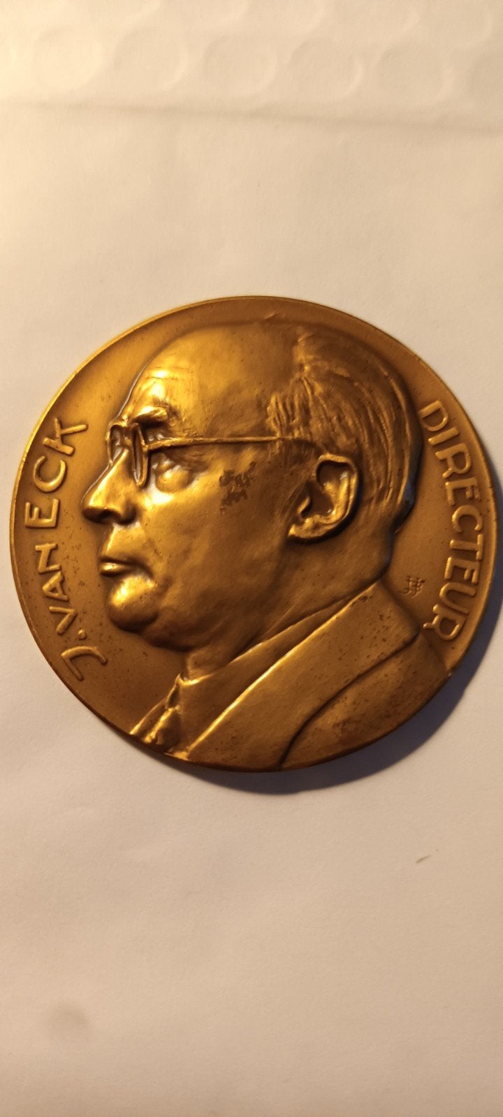 Herdenkingspenning J. Van Eck Directeur - 20 jaar NMB 1947, Ophalen of Verzenden, Brons, Nederland