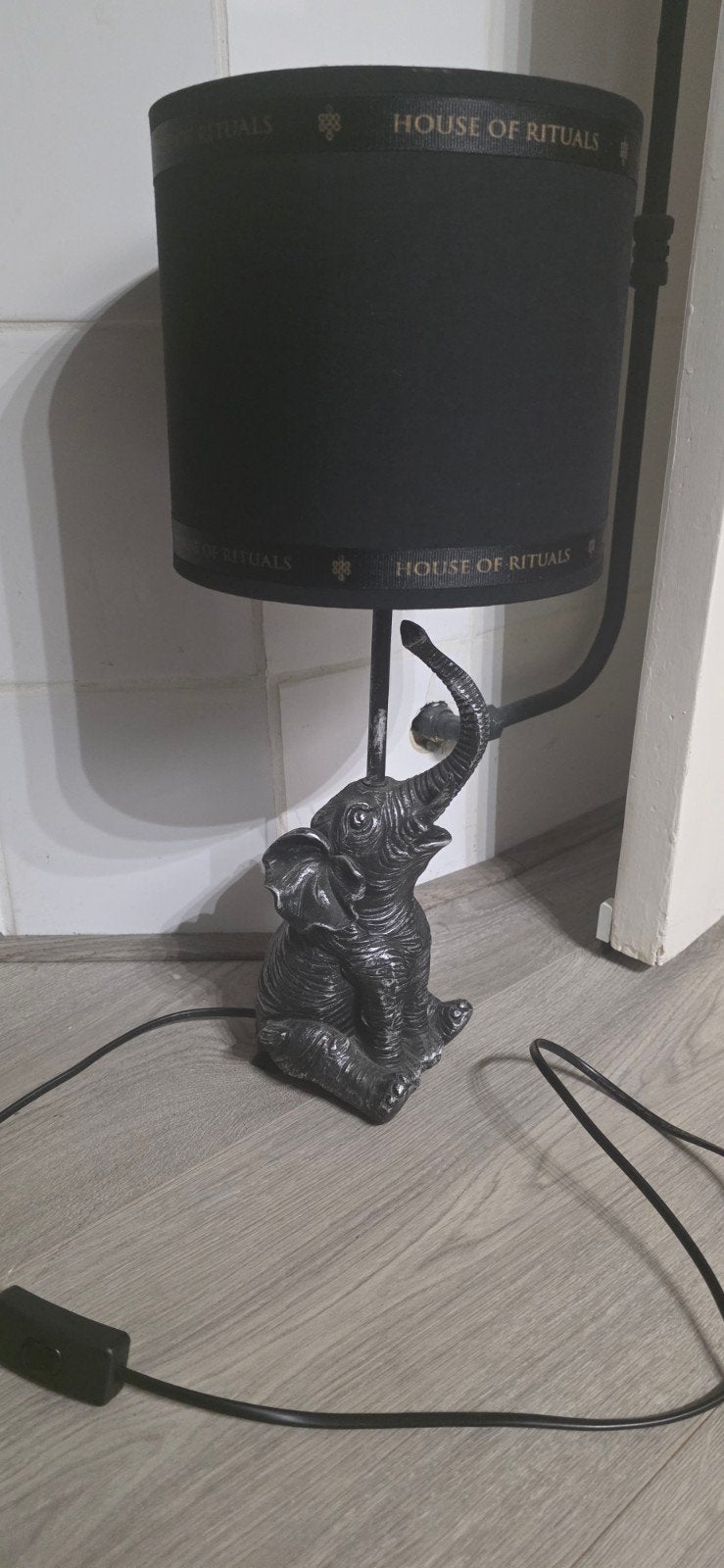 Rituals Olifant Lamp - Sfeervolle Tafellamp, Huis en Inrichting, Lampen | Overige, Zo goed als nieuw, Overige merken, Met schakelaar