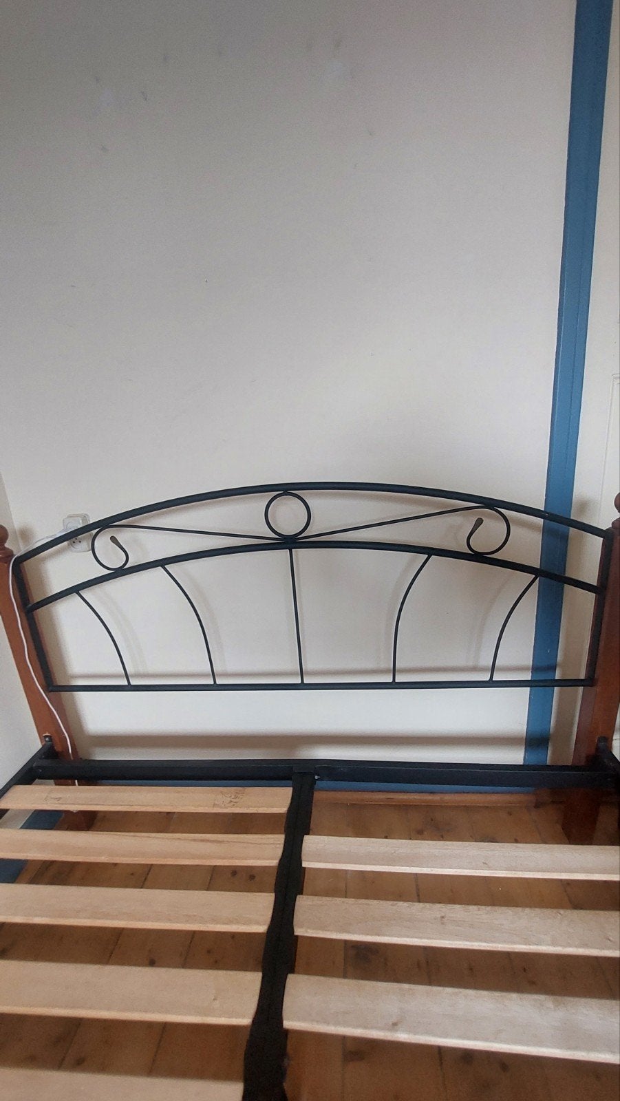 gratis ophalen, bedframe 1,60 x 2m, Ophalen, Gebruikt, Tweepersoons, 200 cm