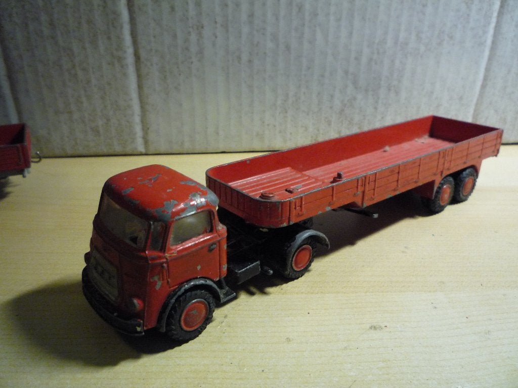 Daf Frontstuur truck met losse aanhanger Lion Car 1:50, Ophalen of Verzenden, Gebruikt, Bus of Vrachtwagen, Lion Toys