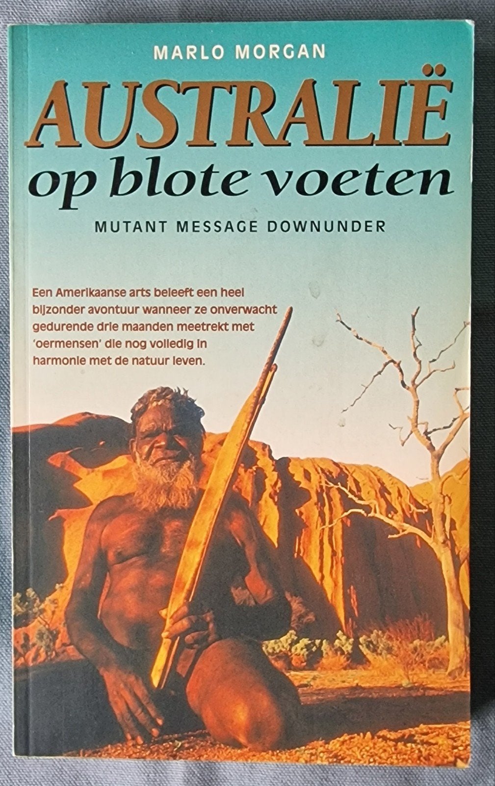 Australië op blote voeten - Marlo Morgan, Ophalen of Verzenden, Gelezen, Marlo Morgan, Wereld overig