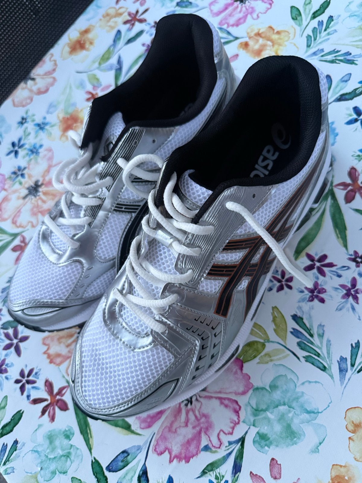 Nieuwe Asics GEL KAYANO 14 maat 43, Ophalen of Verzenden, Nieuw, Wit, Sneakers of Gympen