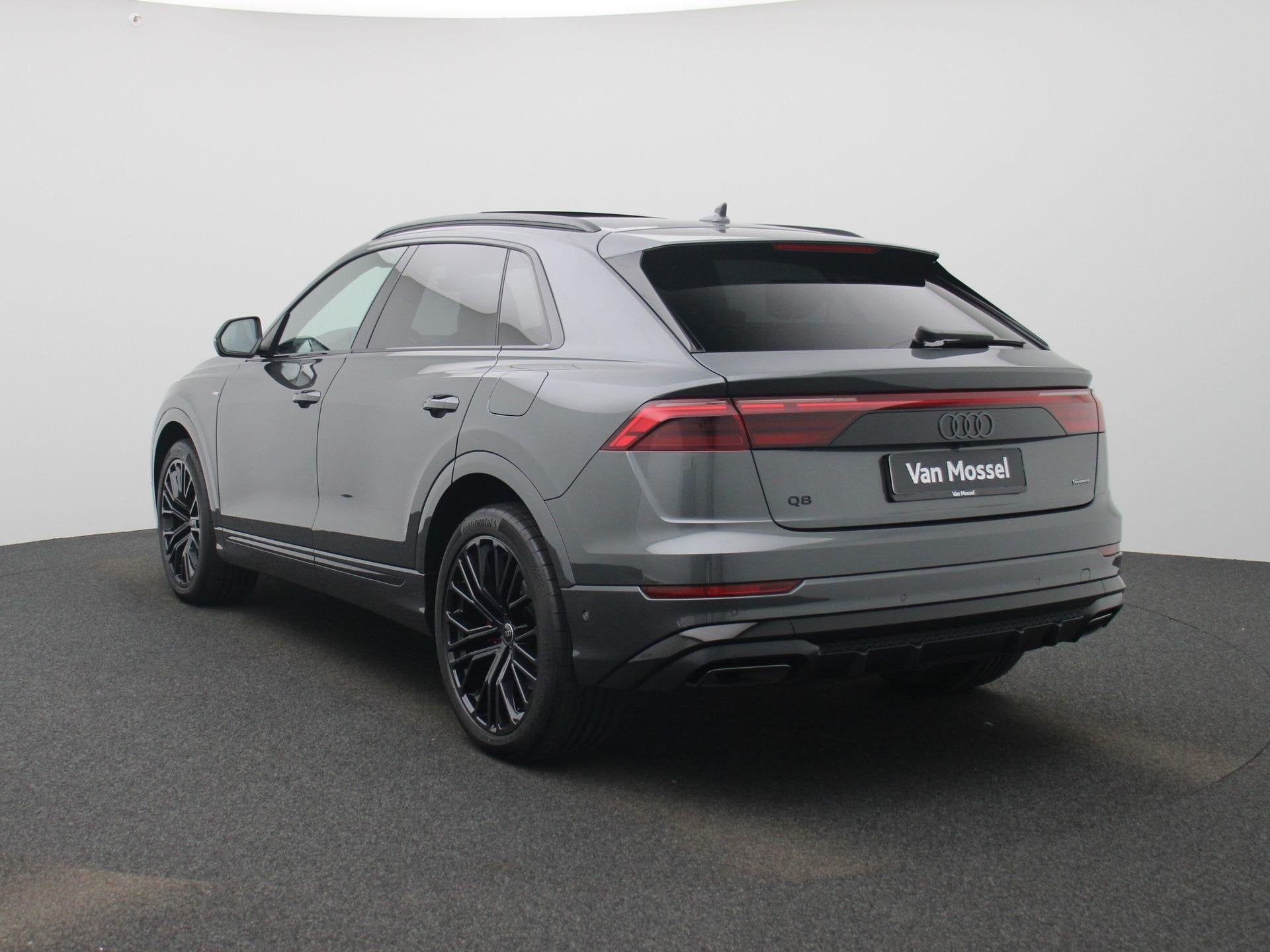 Audi Q8 60 TFSI e quattro Pro Line S Competition 490 PK | Ad, 12 maanden, Gebruikt, 2995 cc, Q8