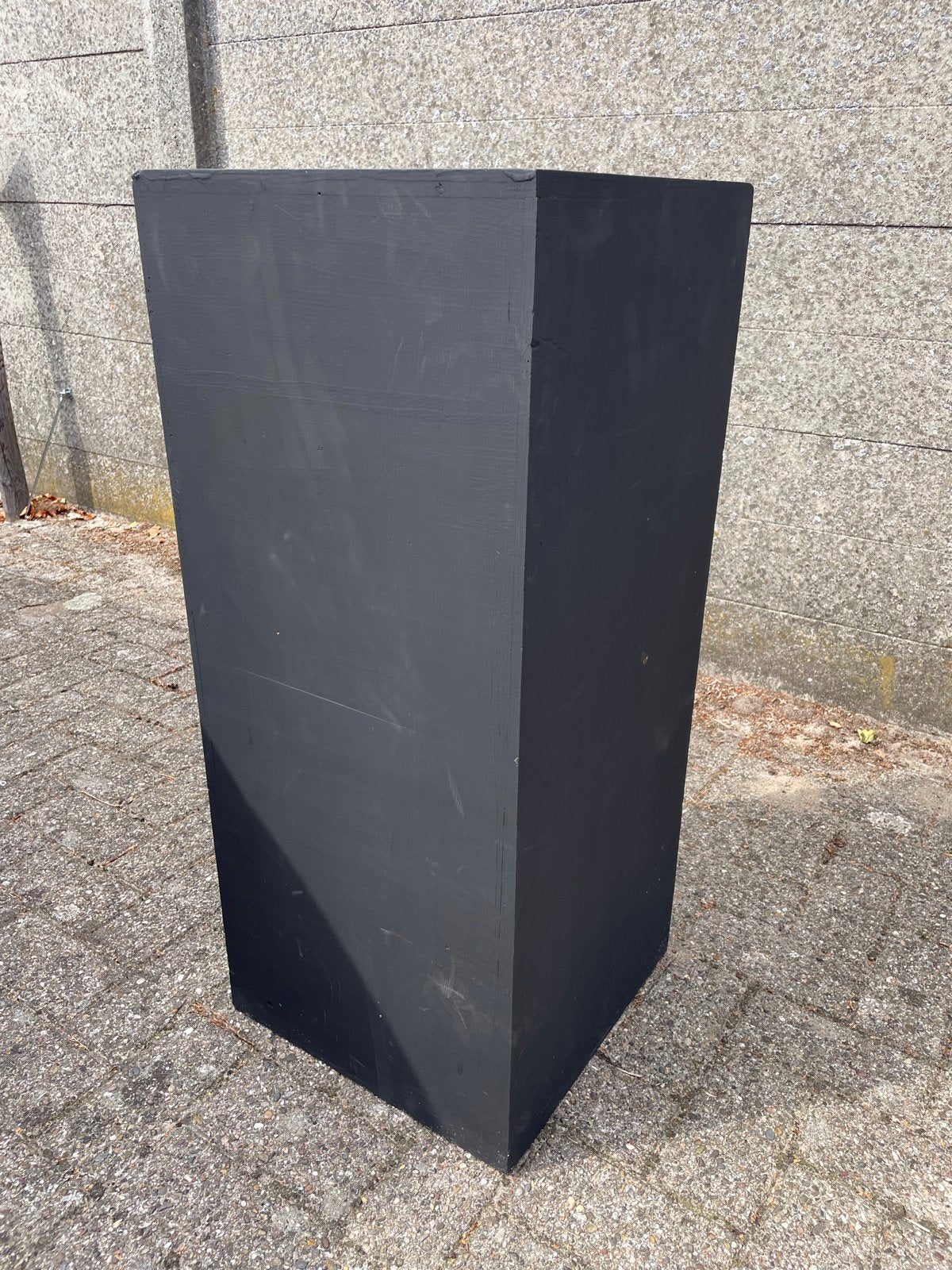 Zwarte kubus, Ophalen, Gebruikt