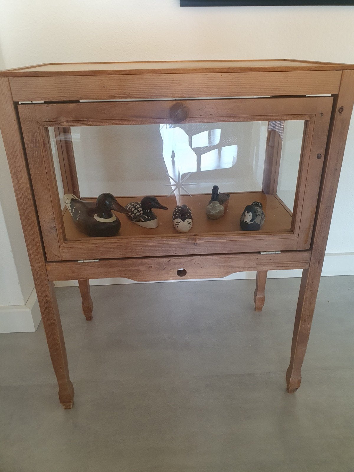 Vitrinekastje, Ophalen, Gebruikt, Met klep(pen), Glas