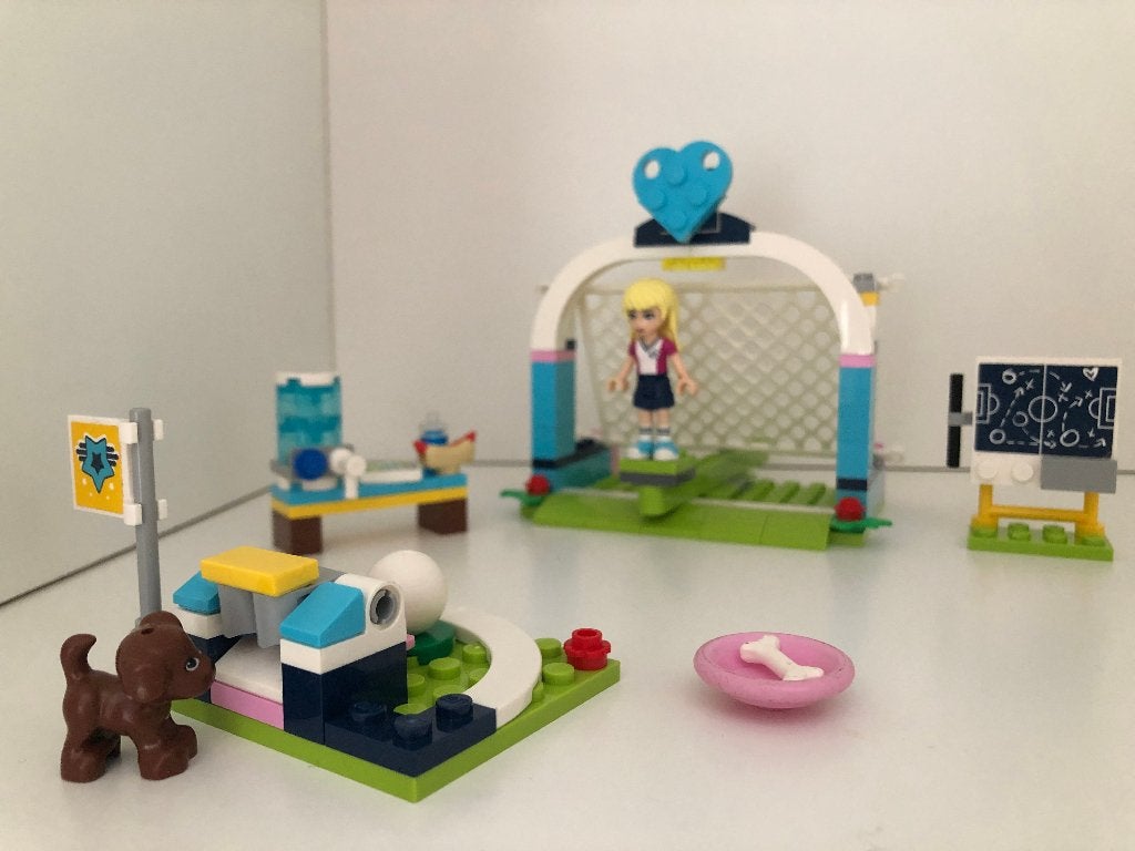 Lego Friends : Stephanie’s voetbaltraining 41330, Lego, Friends, Ophalen of Verzenden, Zo goed als nieuw
