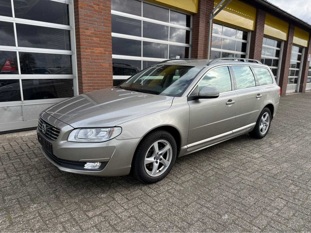 Volvo - V70 - 2.0 D2 Dynamic Ed. - Personenauto - 2016, Auto's, Gebruikt, Euro 6, V70, Diesel