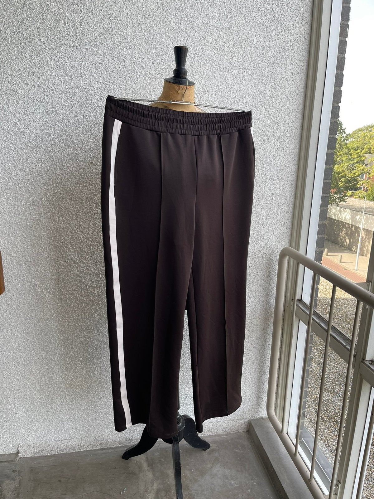 Bruine Trainingsbroek met Witte Streep COSTES, maat XXL, Bruin, Maat 46/48 (XL) of groter, Ophalen of Verzenden, Zo goed als nieuw