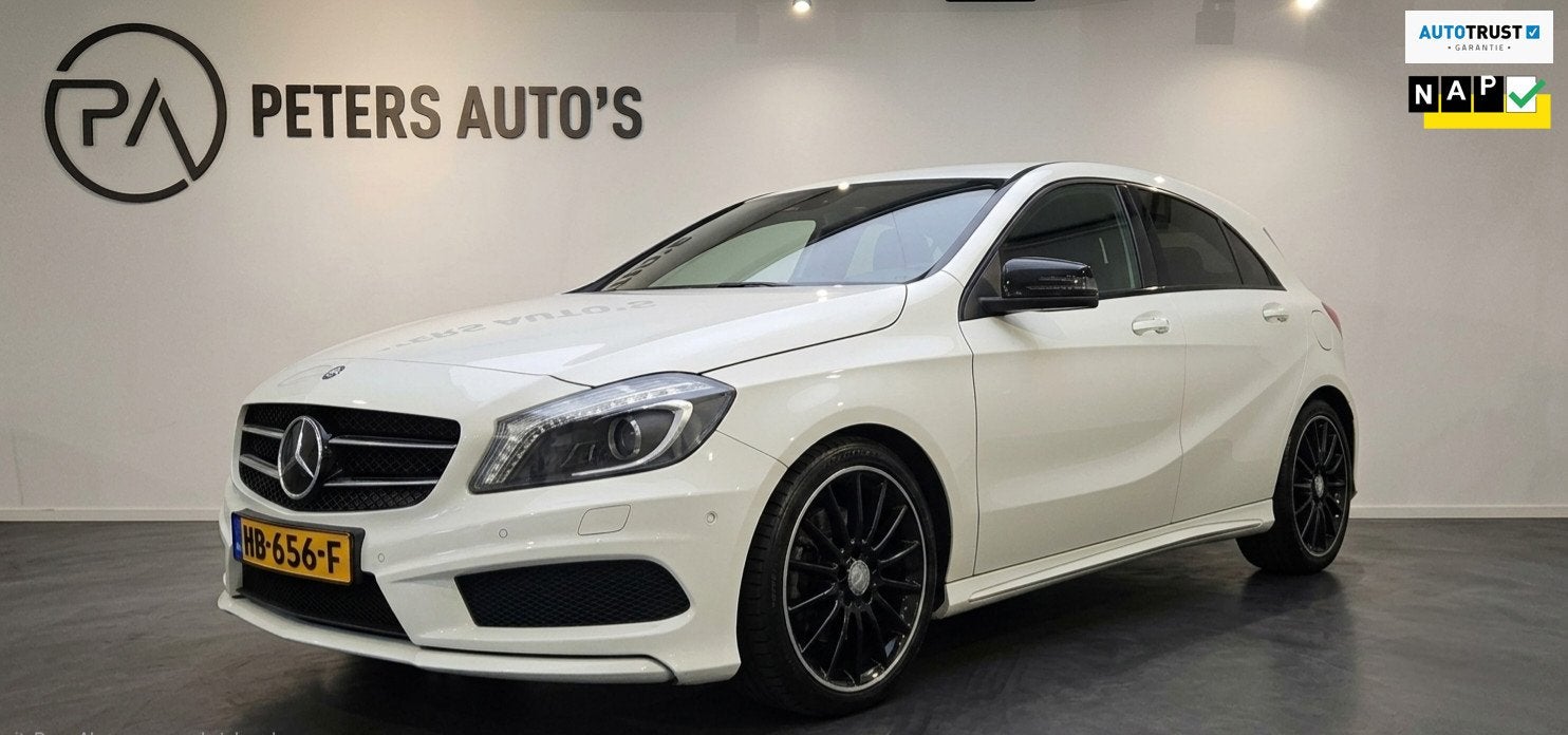 Mercedes-Benz A-klasse 180 AMG Pakket Xenon/Cruise/Pdc, Auto's, Gebruikt, 4 cilinders, Leder en Stof, 19 km/l