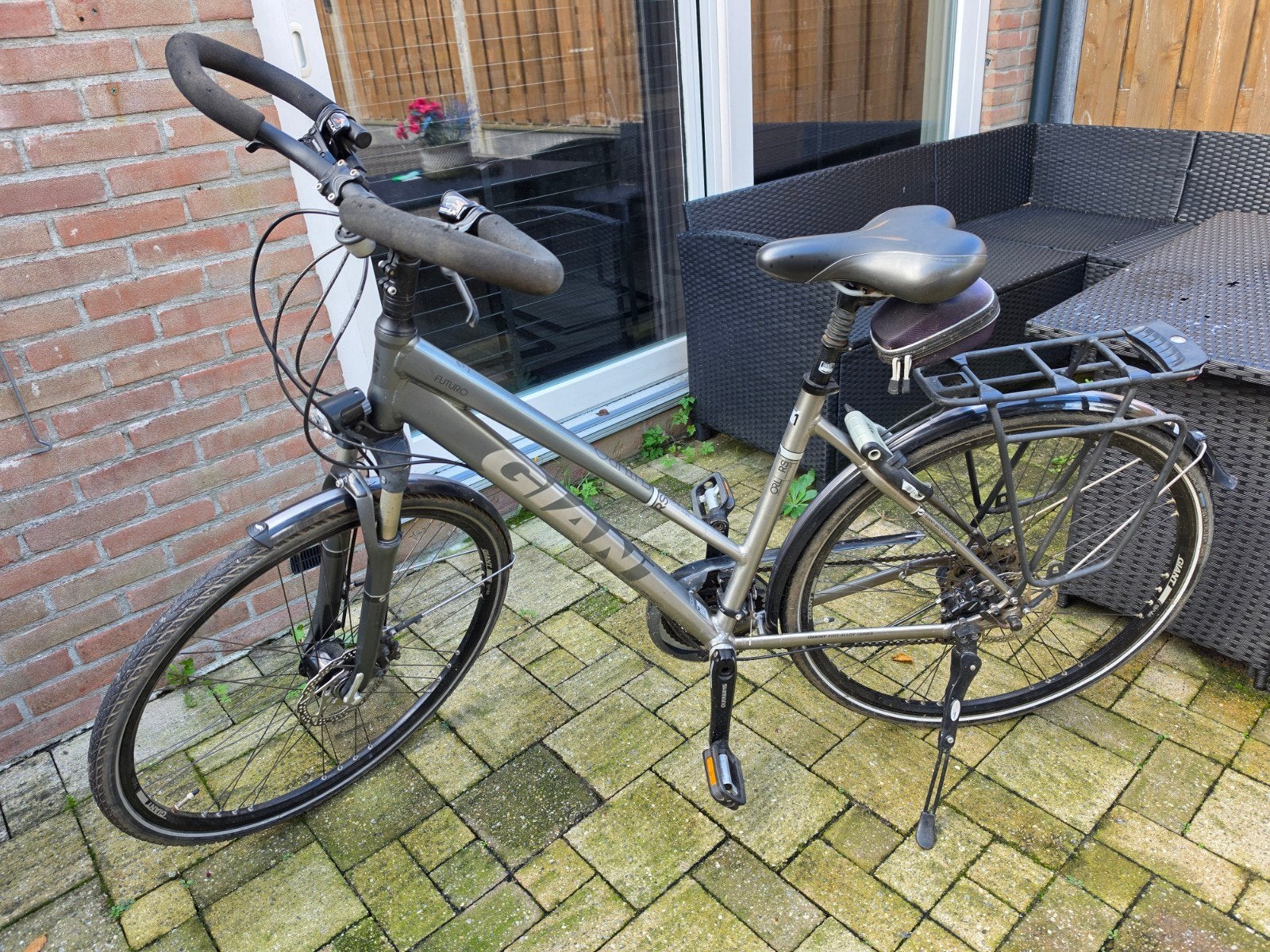 mooie damesfiets Gaint, 28 inch, Zo goed als nieuw, 15 tot 20 versnellingen, 50 tot 53 cm
