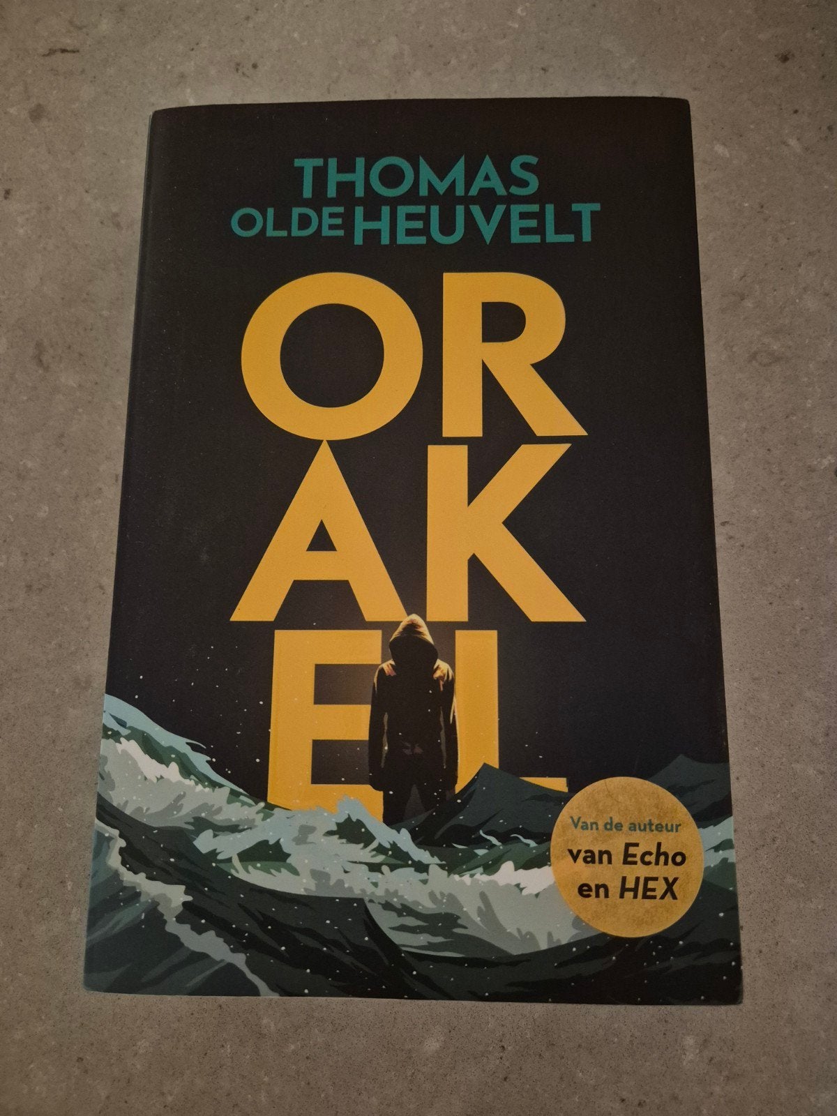 Orakel - Thomas Olde Heuvelt (Zo goed als nieuw), Ophalen of Verzenden, Zo goed als nieuw, Thomas Olde Heuvelt, Nederland