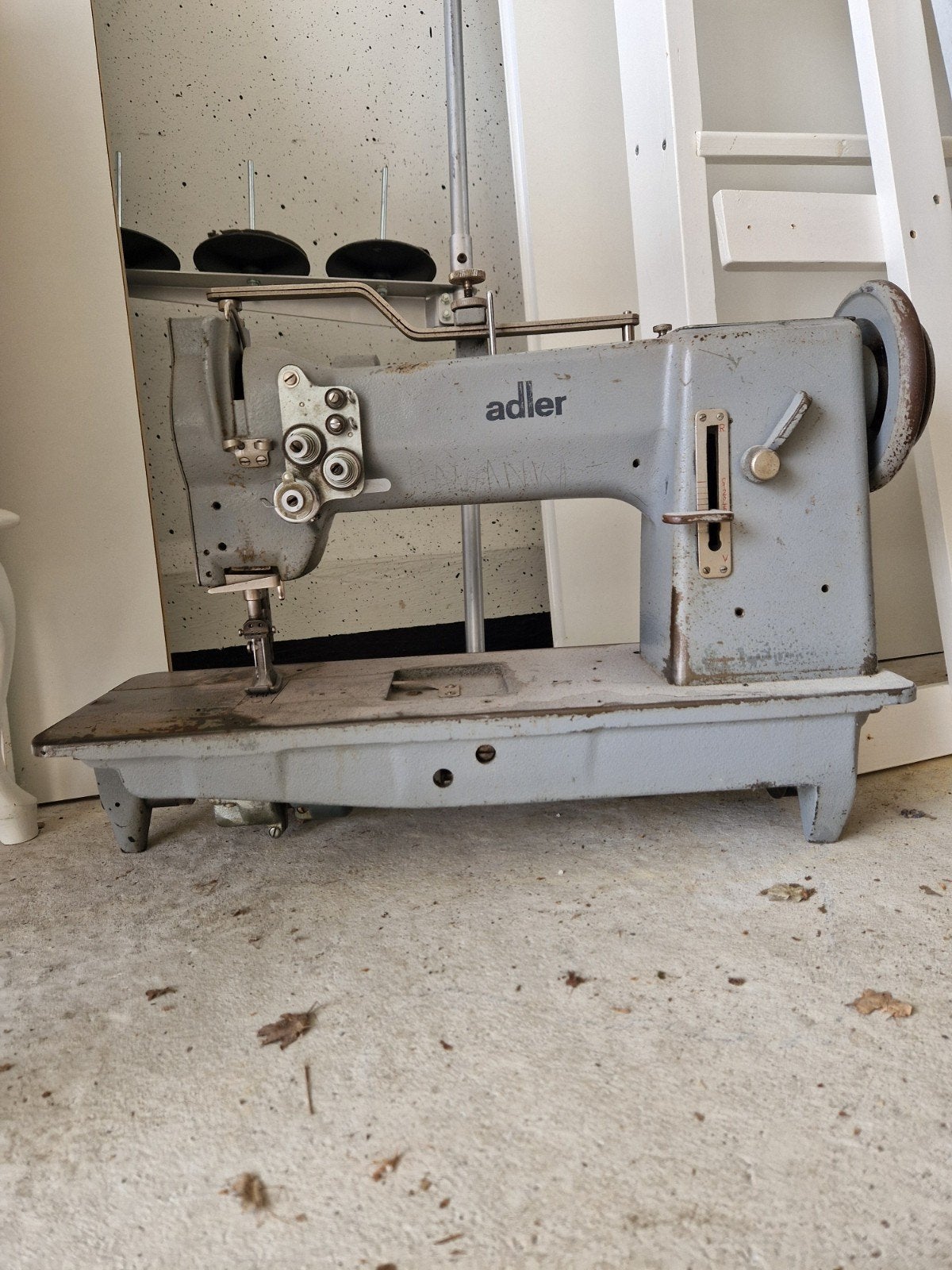 Adler Industriële Naaimachine 67-73, Gebruikt, Naaimachine, Industrieel, Ophalen