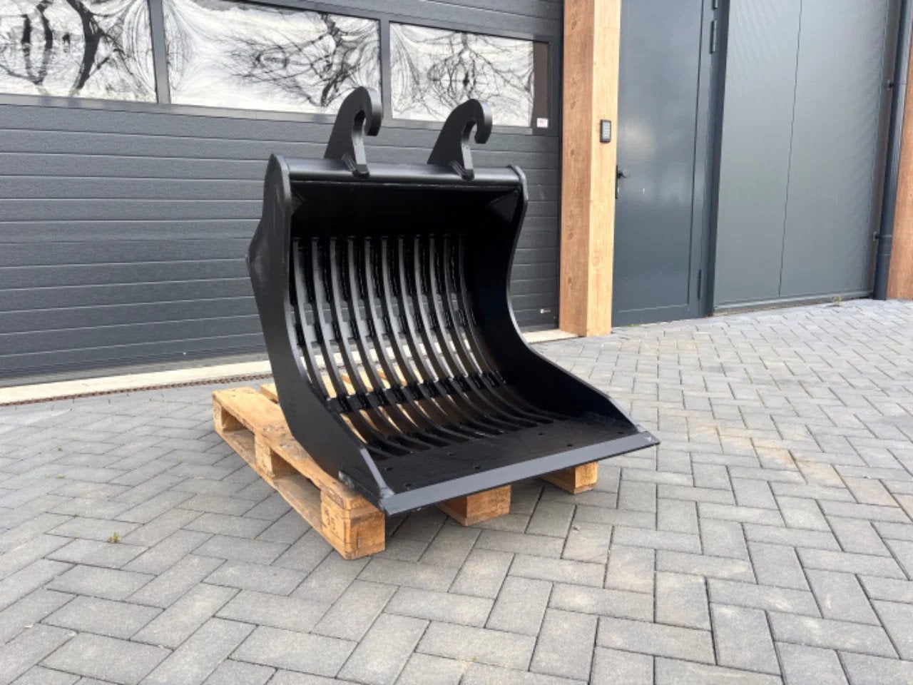 NIEUW! Puinbak CW-10 800MM 344Ltr