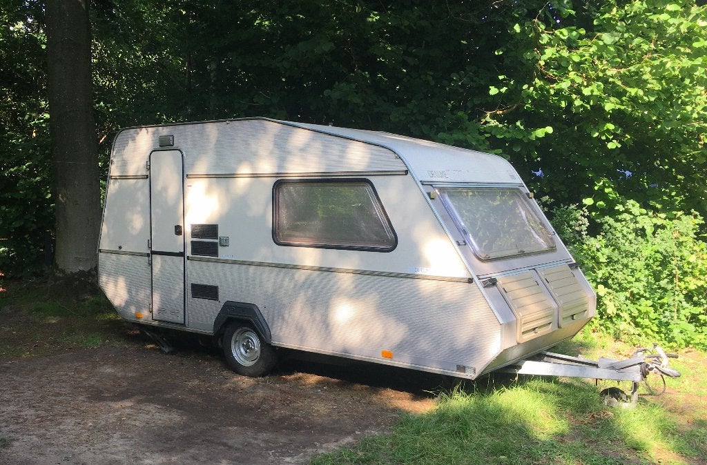 Kip Caravan De Luxe KL 40 EK (1986) project / as-is, Caravans en Kamperen, Caravans, Rondzit, Kip, Luifel, Tot en met 3