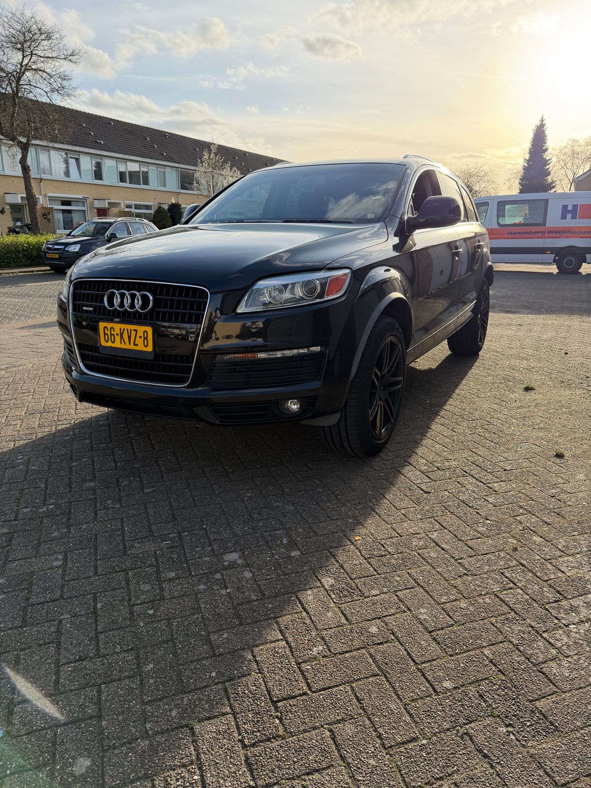Audi Q7 4.2 | V8 | Full option| Full panorama | grote beurt, Automaat, 4200 cc, 7 stoelen, Zwart