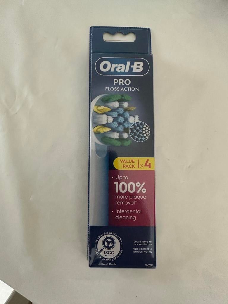 Oral B pro floss action 4 pack, Sieraden, Tassen en Uiterlijk, Uiterlijk | Mondverzorging, Ophalen of Verzenden, Nieuw, Opzetborstel
