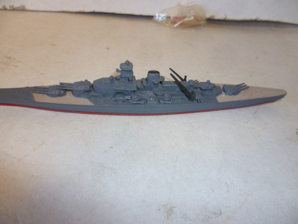 Slagschip Scharnhorst M745 Hong Kong 1939-1943 1:1200 19cm, Ophalen of Verzenden, Gebruikt, Schaalmodel