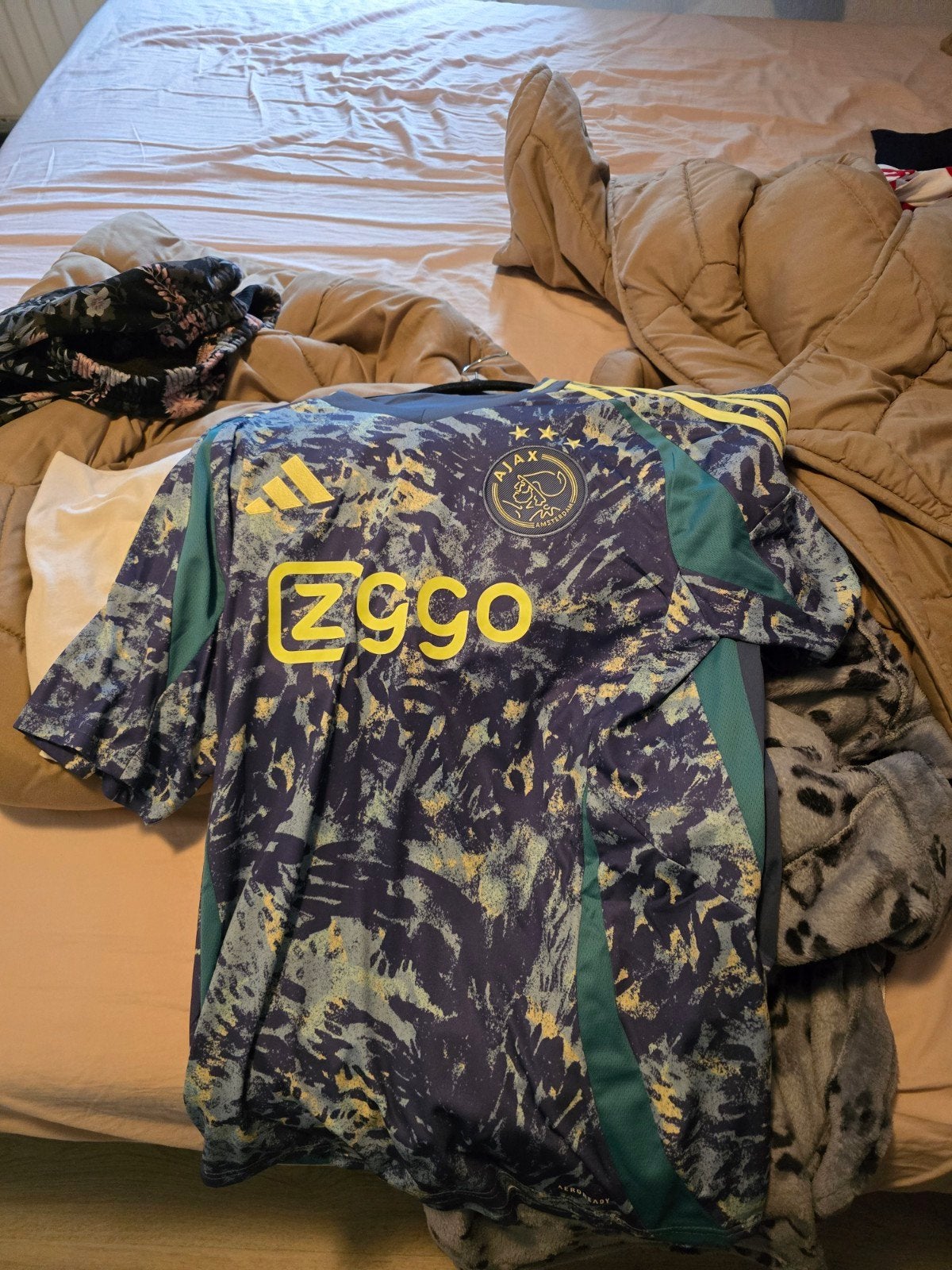 Ajax uit shirt maat L - WegHorst 25, Maat 52/54 (L), Meerkleurig, Ophalen of Verzenden, Adidas