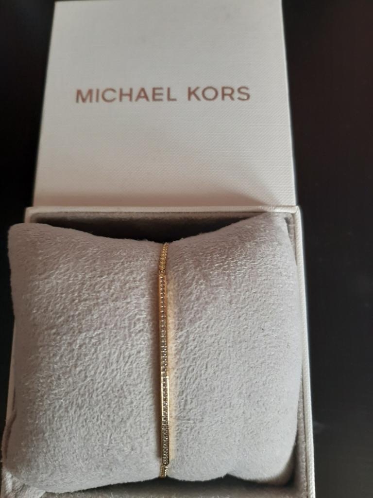 Michael Kors Armband Goudkleurig met Strass, Sieraden, Tassen en Uiterlijk, Armbanden, Overige materialen, Ophalen of Verzenden