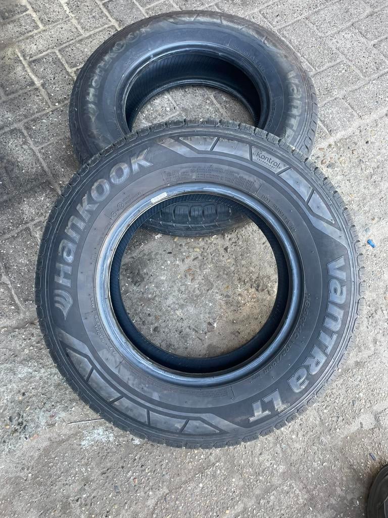 Twee banden, 185R14C 102/100R, Hankook,, Ophalen, Zo goed als nieuw