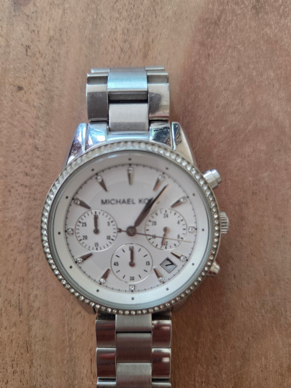 Michael Kors Dames Horloge Zilverkleurig met Strass, Overige merken, Staal, Ophalen of Verzenden, Zo goed als nieuw