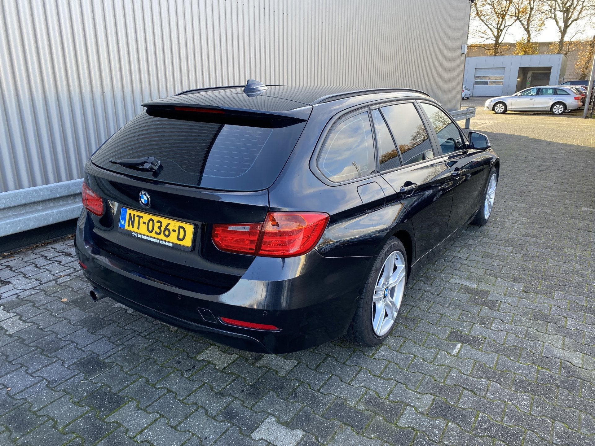 BMW 3 Serie Touring 316i High Executive iDrive, Navi, Clima,, Auto's, BMW, Gebruikt, Euro 6, 4 cilinders, Zwart
