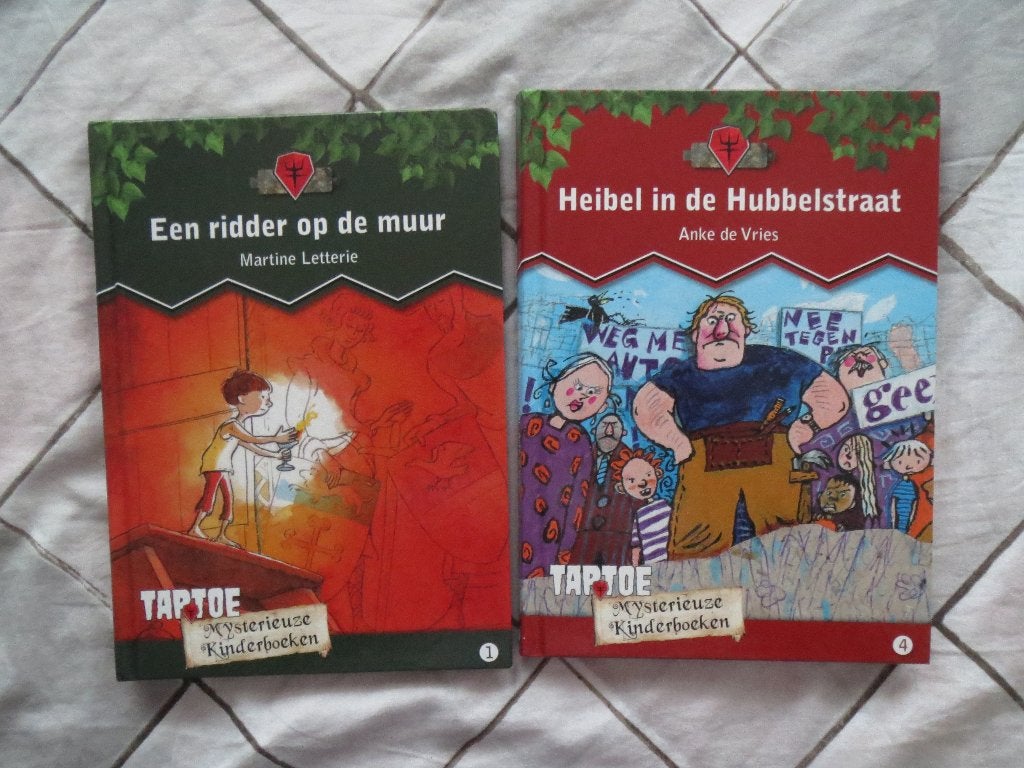 Twee kinderboek uit de Taptoe serie, Ophalen of Verzenden, Gelezen, Sprookjes