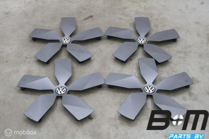 Set naafkappen voor 19 inch VW Passat B9 3J0601169A, Auto-onderdelen, Banden en Velgen, Gebruikt, Band(en)