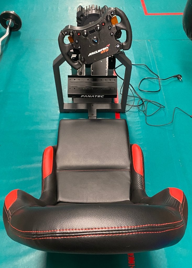 Raceroom Playseat + GT DD Pro 8Nm + CSL LC Pedalen + Mclaren, Spelcomputers en Games, Ophalen, Racestoel, Gebruikt, Direct drive