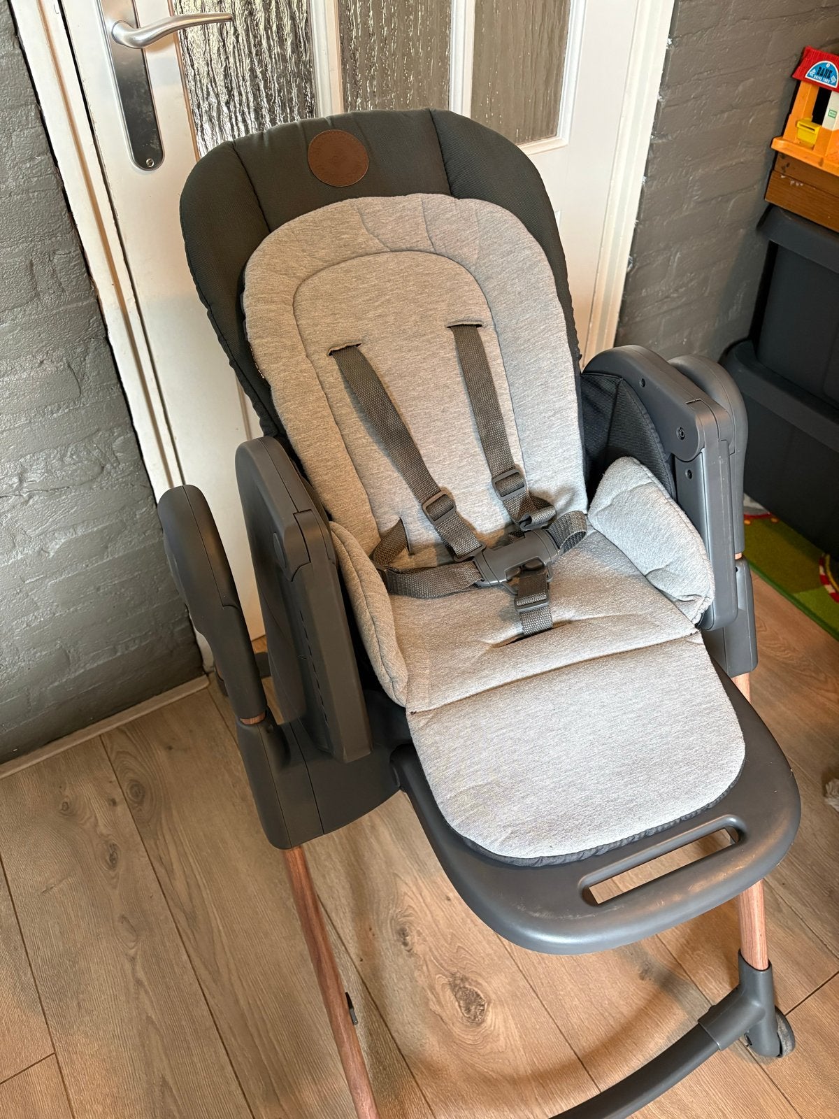 Maxi Cosi Minla Eetstoel - Meegroeistoel met Ligstand, Ophalen, Gebruikt, Meegroeistoel, Afneembaar eetblad