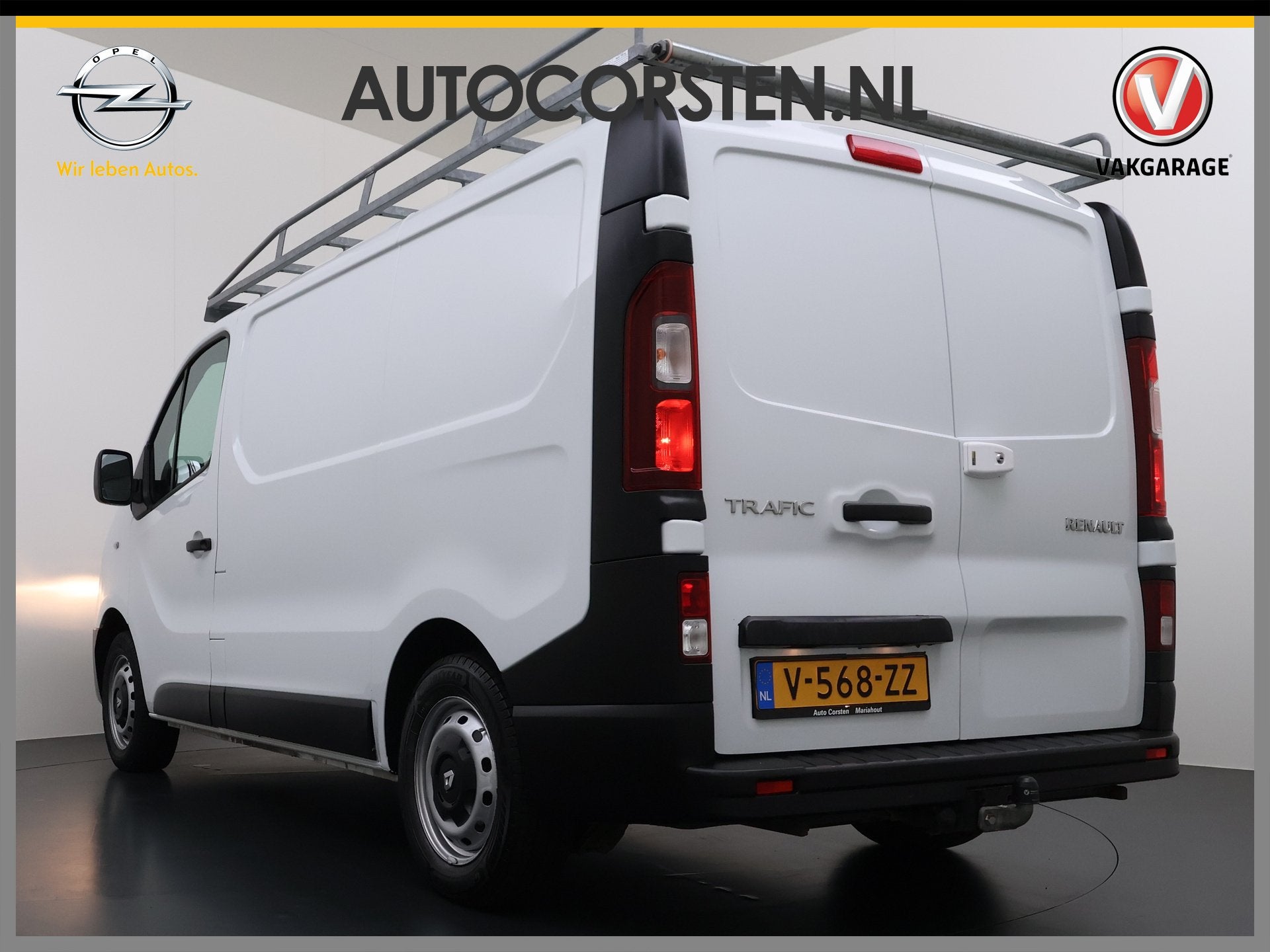 Renault Trafic DCI 126PK 3-Pers EURO 6 Trekhaak Navi Airco C, Stof, Gebruikt, 4 cilinders, Renault