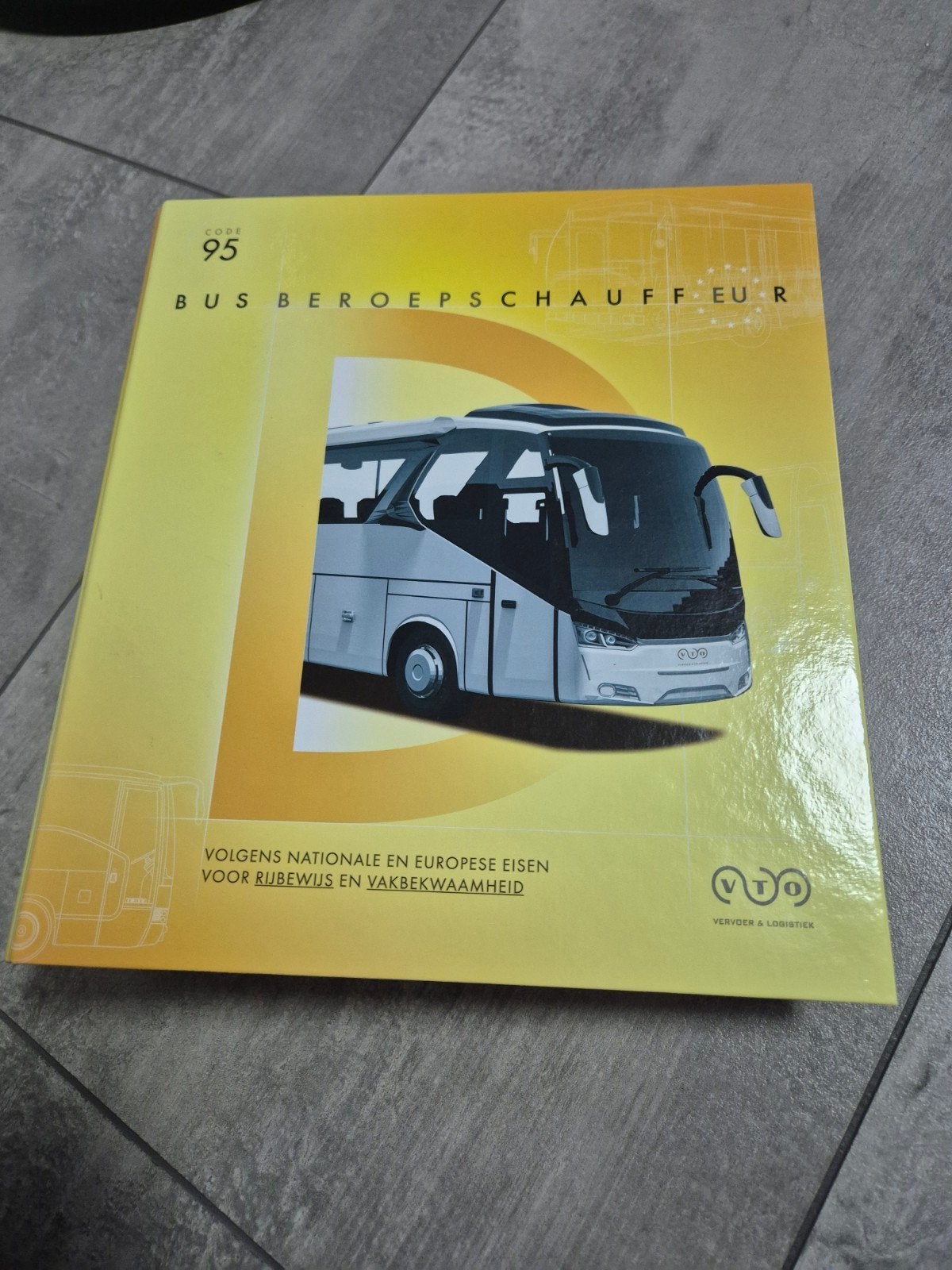 Bus Beroepschauffeur Code 95 - Theorieboeken, Boeken, Ophalen of Verzenden