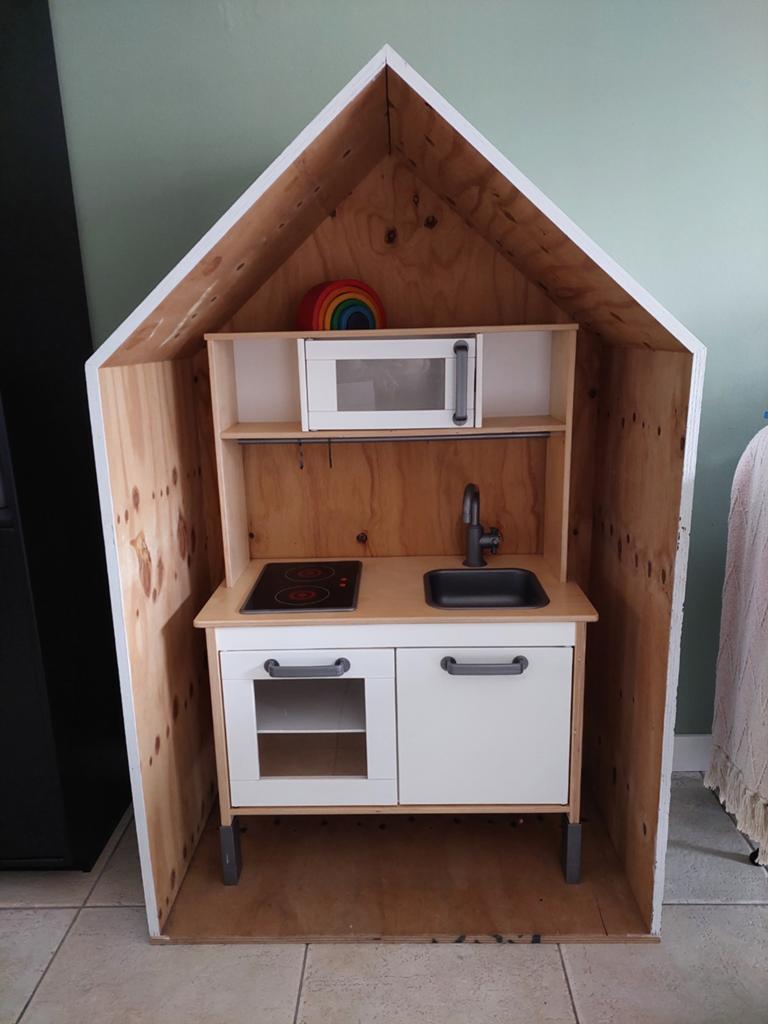Houten (speel)huisje, Ophalen, Hout