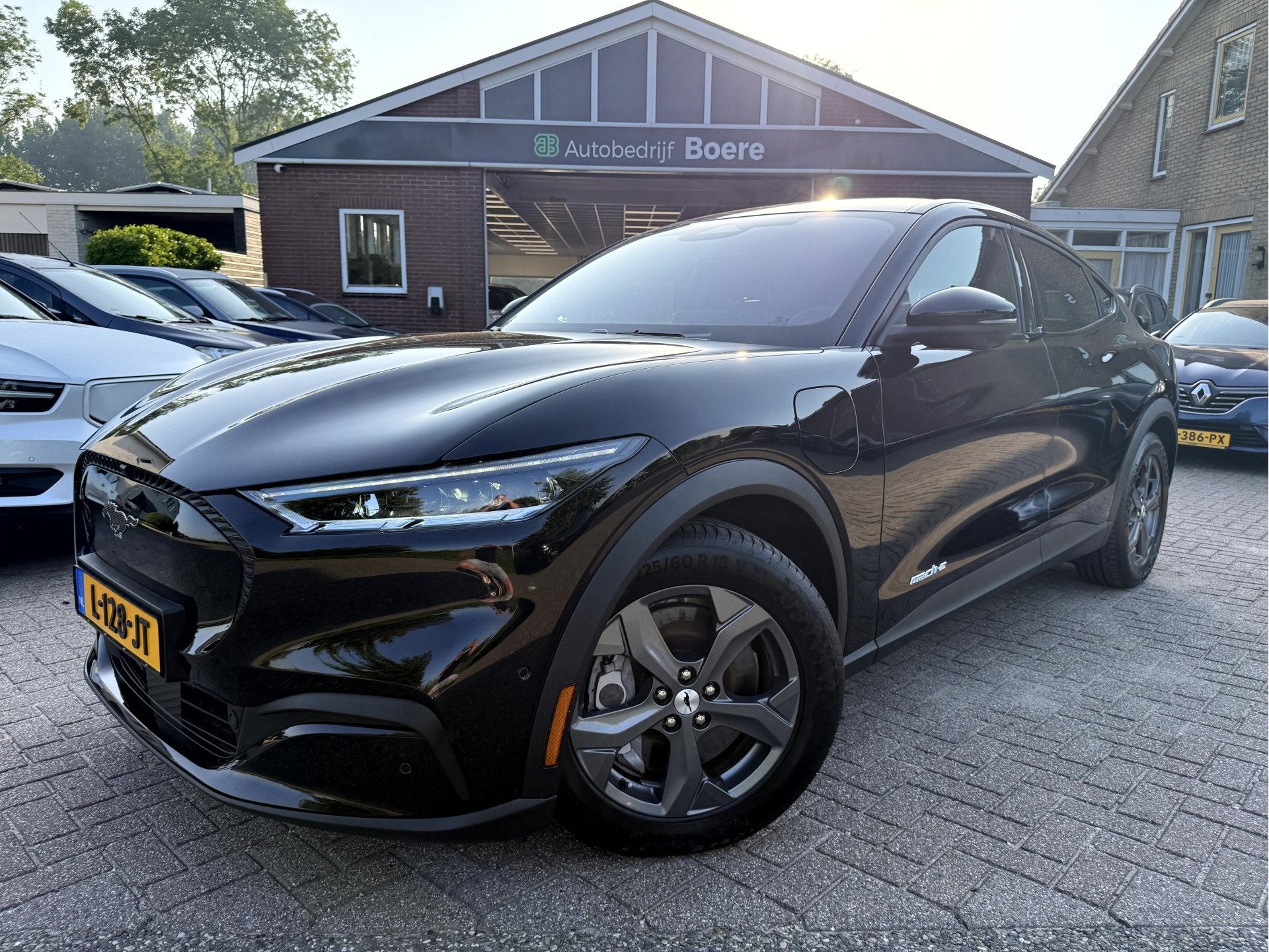 Ford Mustang Mach-E RWD 75 kWh SOH 91.6% Leer, Camera, Stoel, Auto's, Automaat, Achterwielaandrijving, Gebruikt, 75 kWh