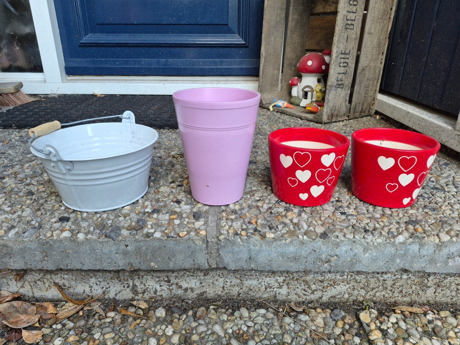 Verschillende potjes, Tuin en Terras, Ophalen, Rond, Kunststof, Minder dan 30 cm
