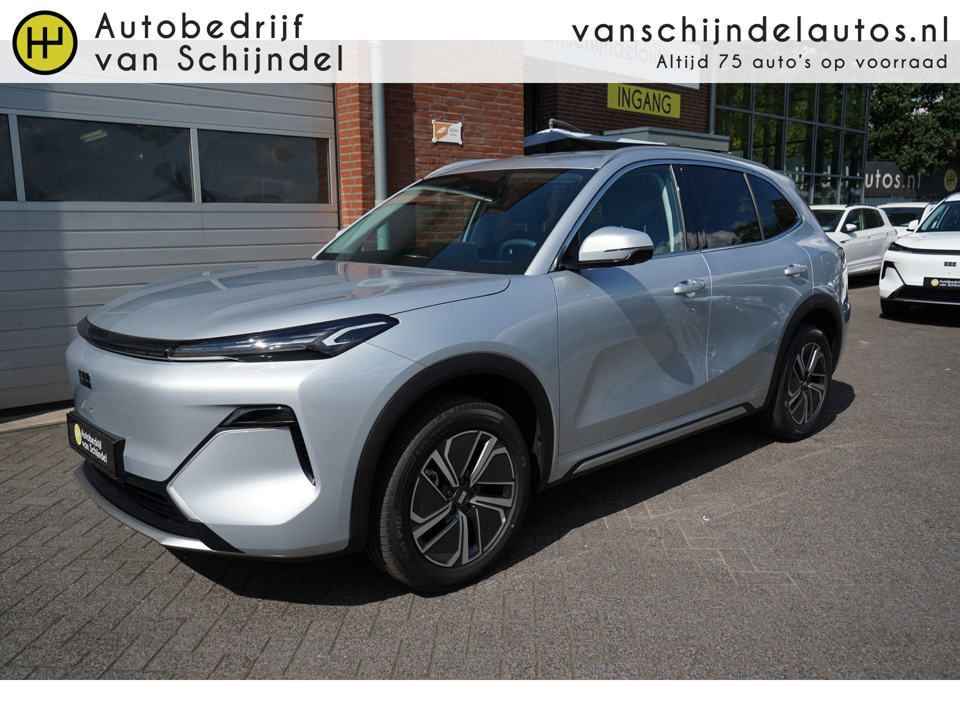 GEELY Starray EM-i 1.5 Pro 262pk PLUG-IN HYBRIDE NIEUW! 6X O, Auto's, 750 kg, 4 cilinders, Leder, Bedrijf