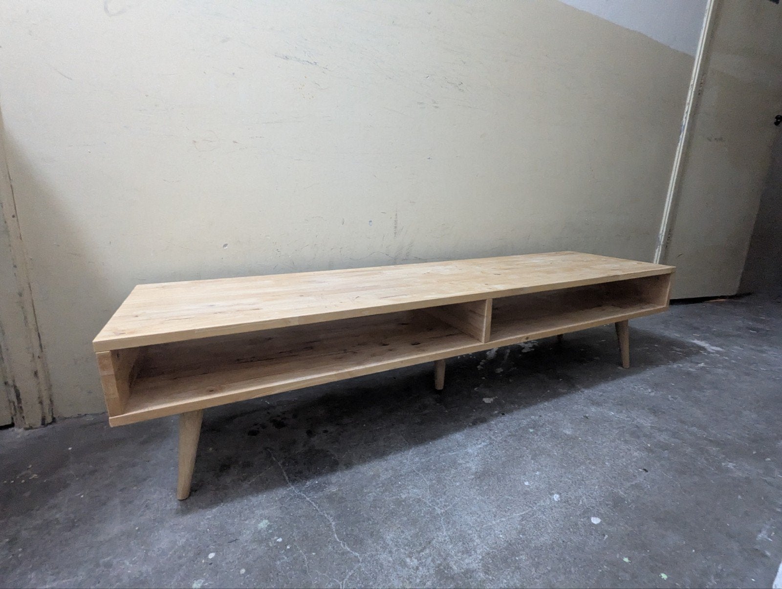 TV console/furniture, Huis en Inrichting, Ophalen, Modern minimalistisch, Gebruikt, 100 tot 150 cm