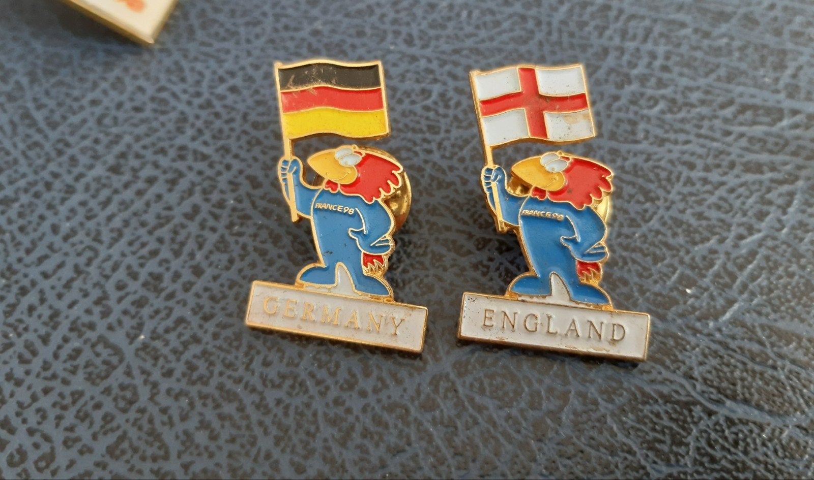 4 Pins Frankrijk '98, Ophalen of Verzenden, Nieuw, Sport, Speldje of Pin