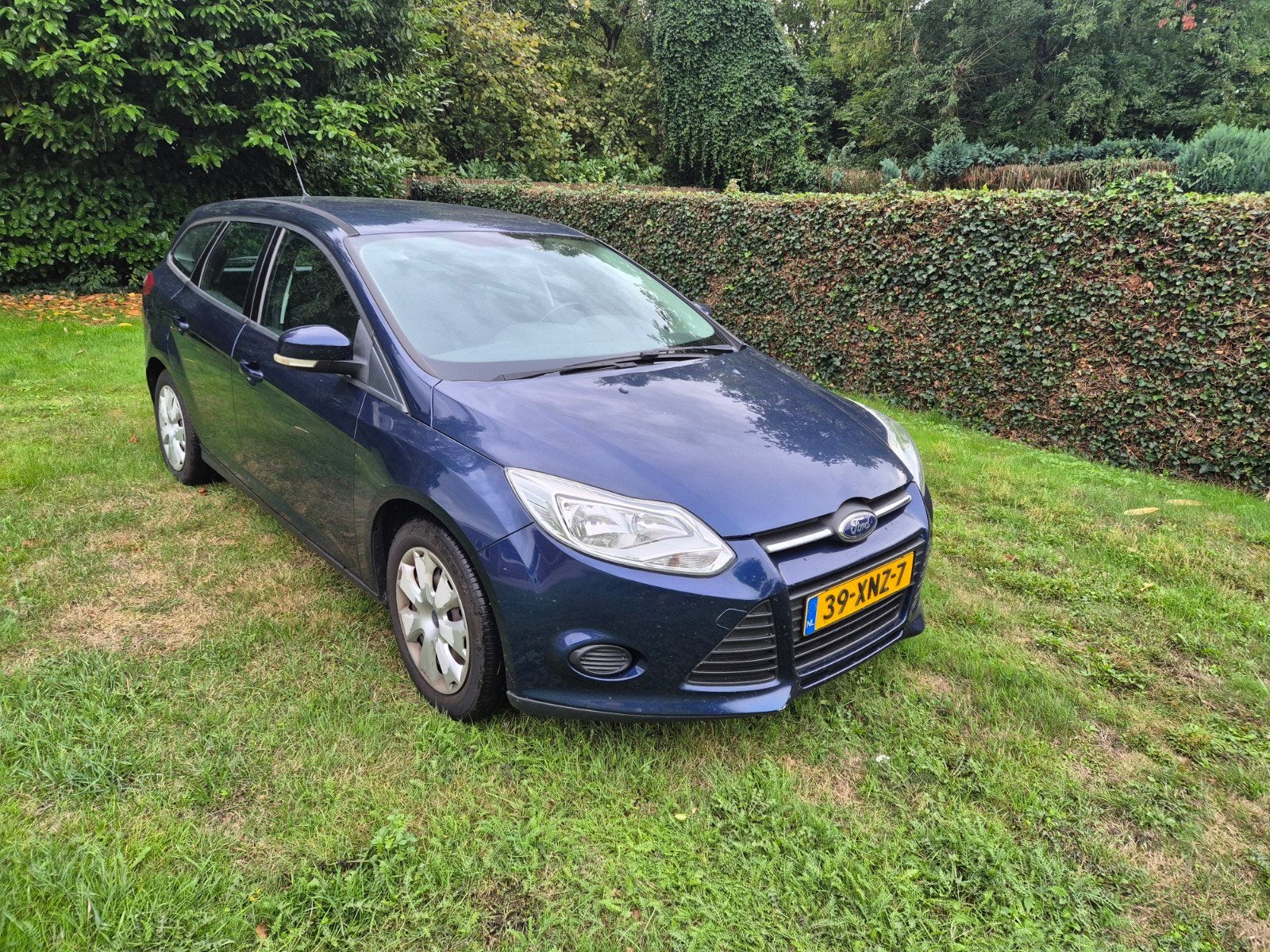 Ford Focus 1.0 Ecoboost 92KW Wagon 2012 DEFECT, Auto's, 125 pk, Blauw, Origineel Nederlands, Handgeschakeld