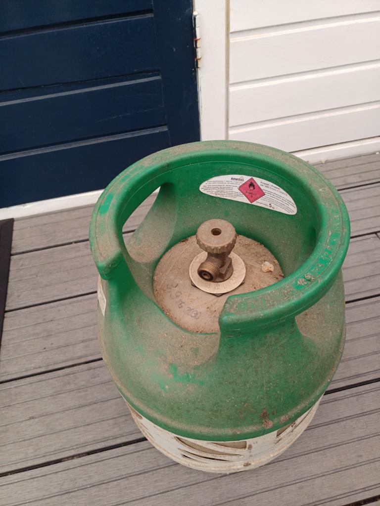 Gasfles leeg, Ophalen