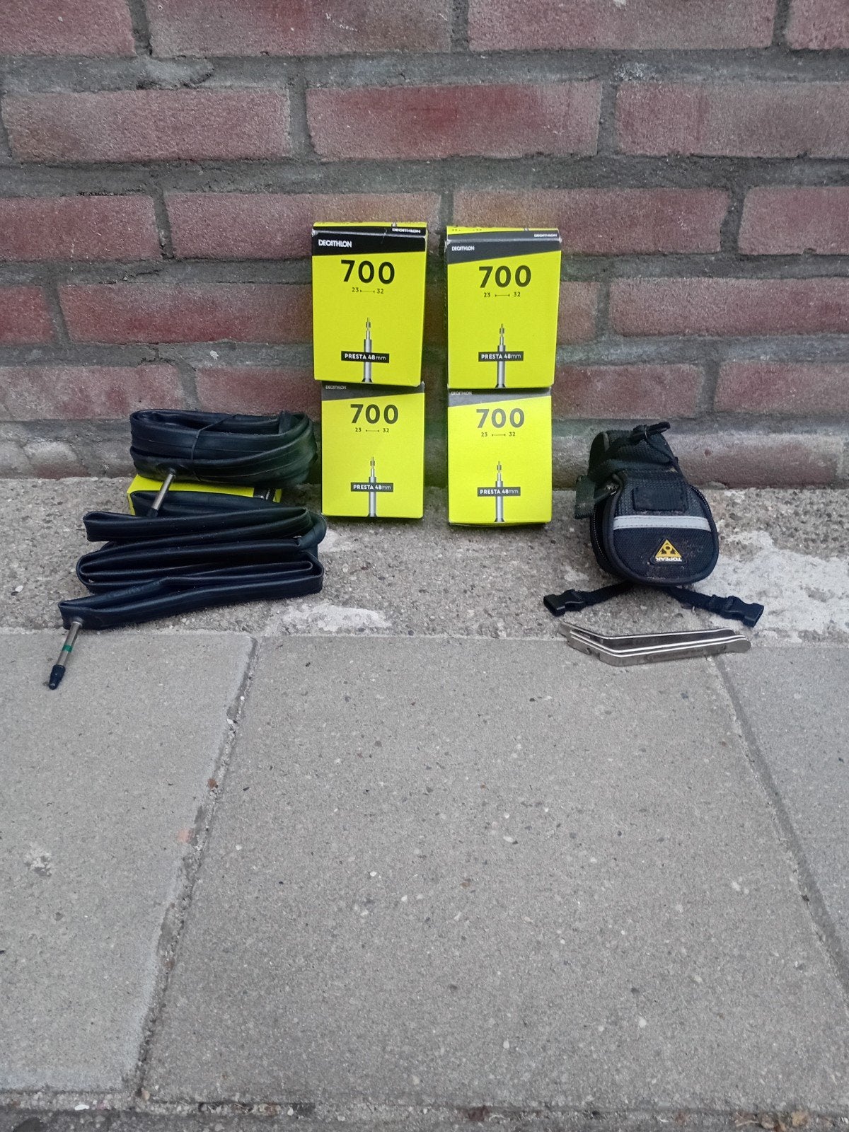 binnenbanden 6 stuks en reparatieset, Band, Decathlon, Topeak, Ophalen of Verzenden, Zo goed als nieuw