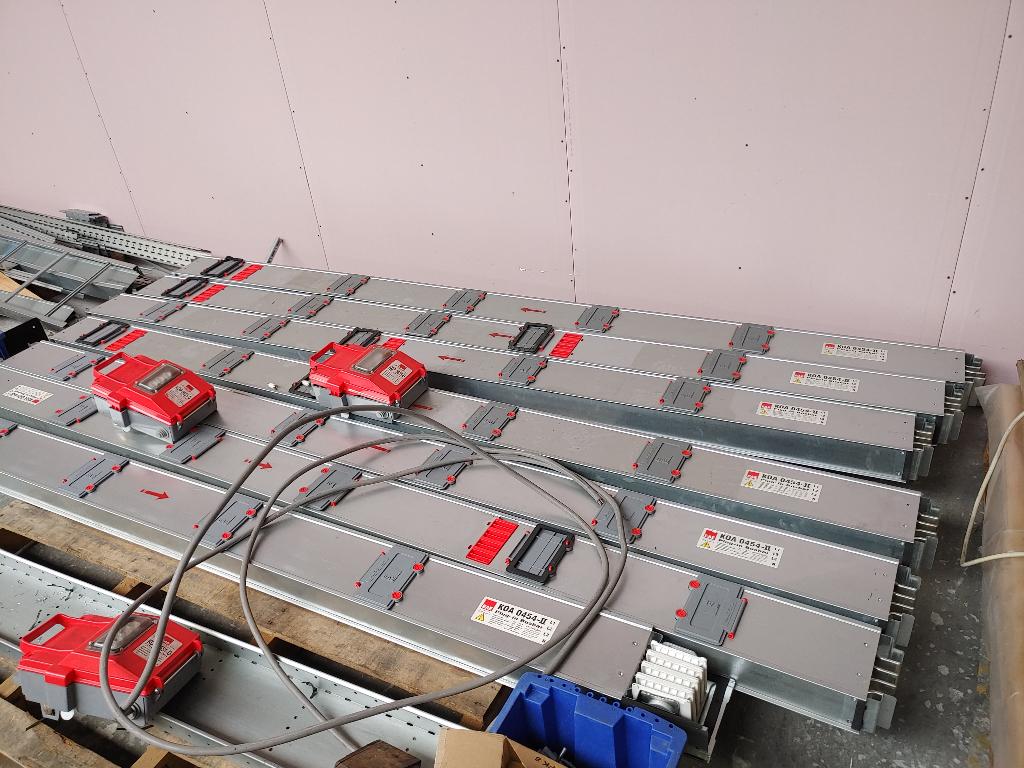 Plug-in Busbar Spanningrail EAE - E-Line KO-II, Ophalen, Nieuw, Stopcontact