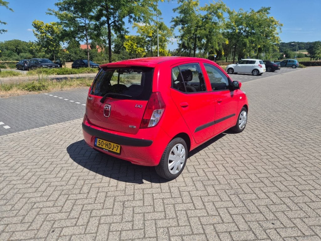 Foto 5 van Hyundai i10 1.25 I 5DR 2008 Rood