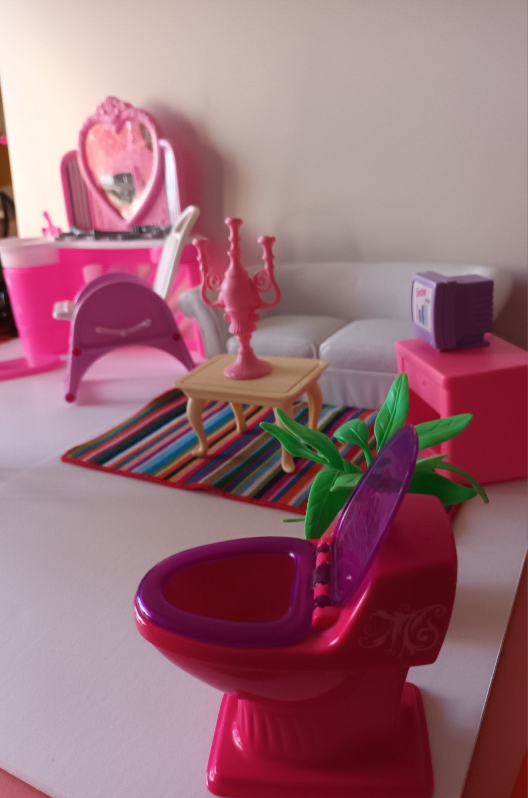 Barbie meubeltjes set - gebruikt en in goede staat, Kinderen en Baby's, Speelgoed | Poppen, Ophalen of Verzenden, Gebruikt, Barbie