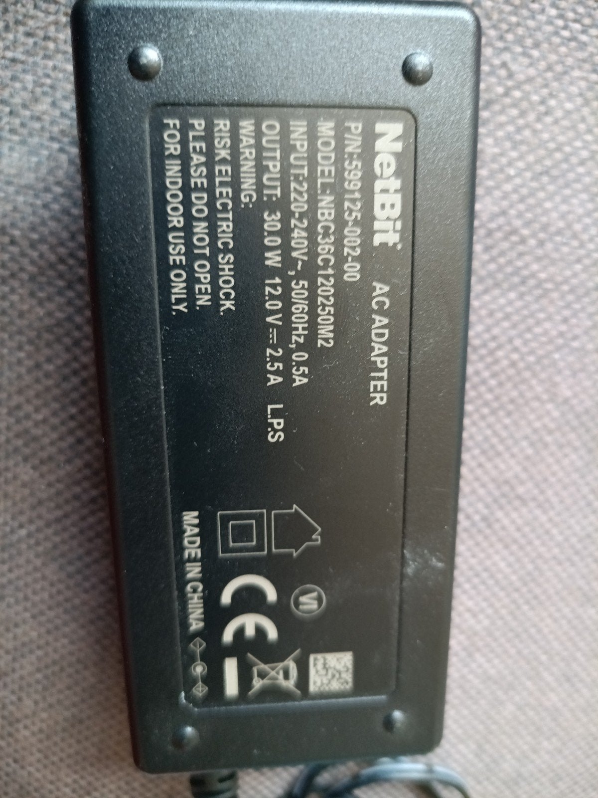 NetBit AC Adapter 12V 2.5A - Model NBC36C120250M2, Computers en Software, Laptop-opladers, Ophalen of Verzenden, Gebruikt, NetBit