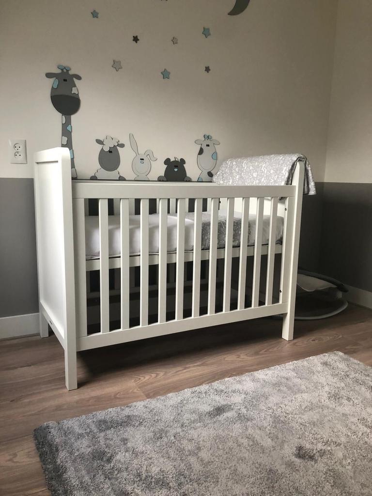 Kidsmill ledikant met matras, Kinderen en Baby's, Babywiegjes en Ledikanten, Ophalen, Gebruikt, Ledikant