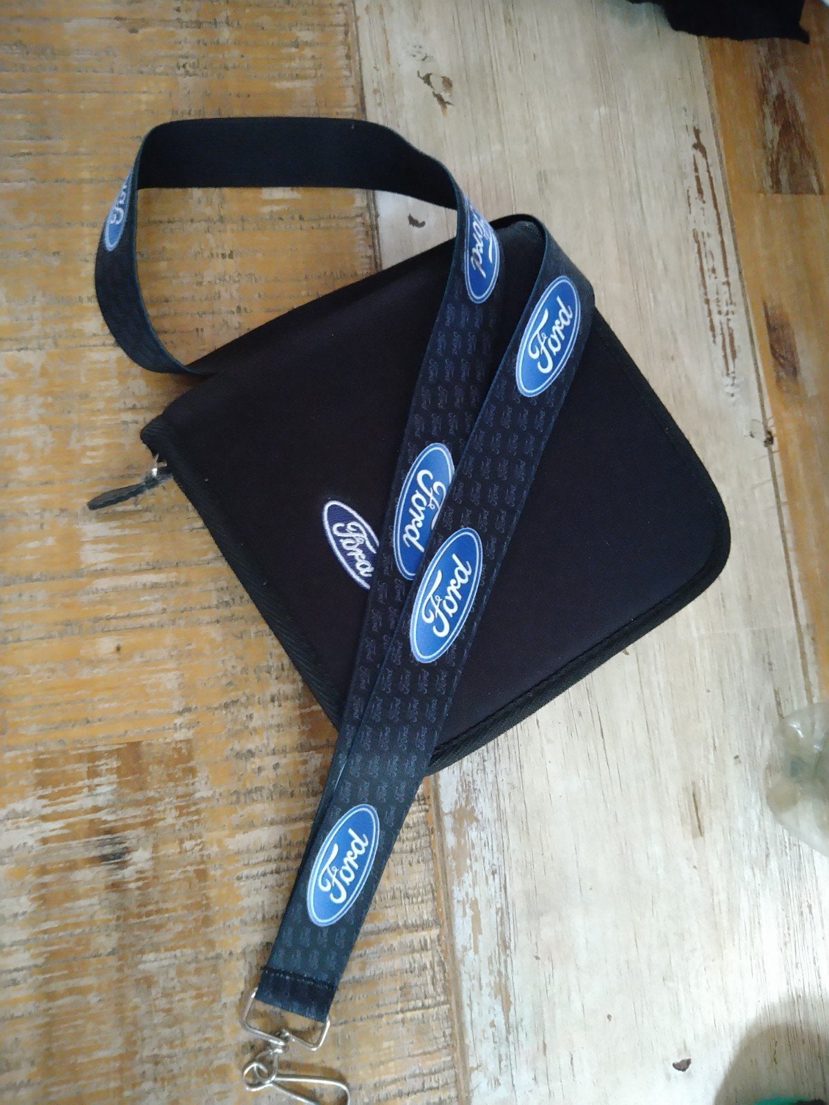 Ford CD hoes/ Sleutelketting hanger, Ophalen of Verzenden