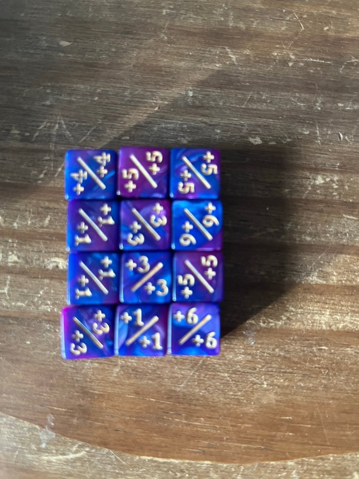 Magic the Gathering dobbelstenen (12 stuks), Ophalen of Verzenden, Zo goed als nieuw