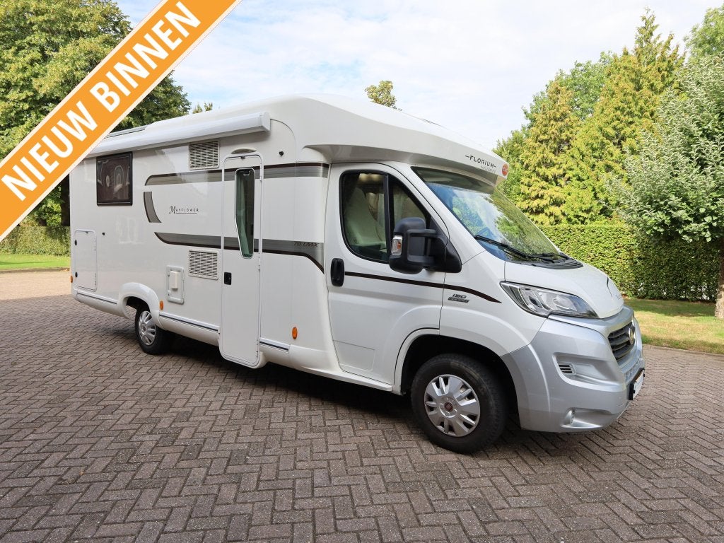 Fleurette Florium 70 LMX queensbed | 1e eigenaar, Caravans en Kamperen, Campers, Ringverwarming, Fiat, Tot en met 2, 6 tot 7 meter