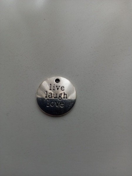 Kettinghanger rond live laugh love, Sieraden, Tassen en Uiterlijk, Kettinghangers, Verzenden, Nieuw, Zilver, Overige materialen